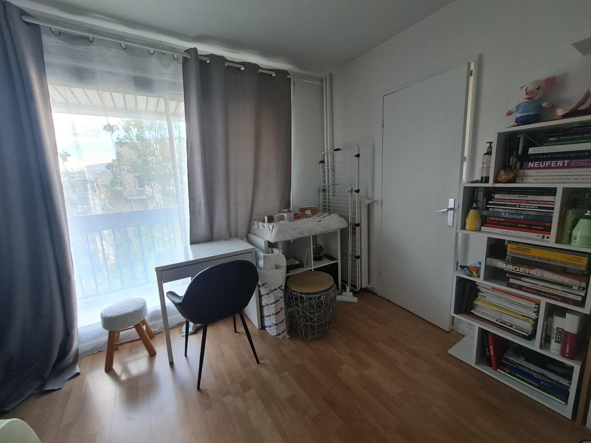 Luminous With Air Conditioning, Eiffel Tower View Apartment *